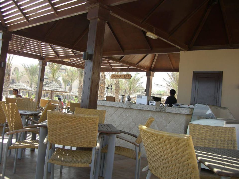 Strandbar Miramar Al Aqah Beach Resort