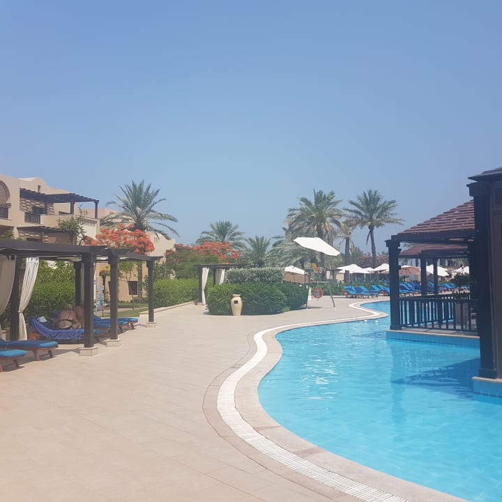 Pool Miramar Al Aqah Beach Resort