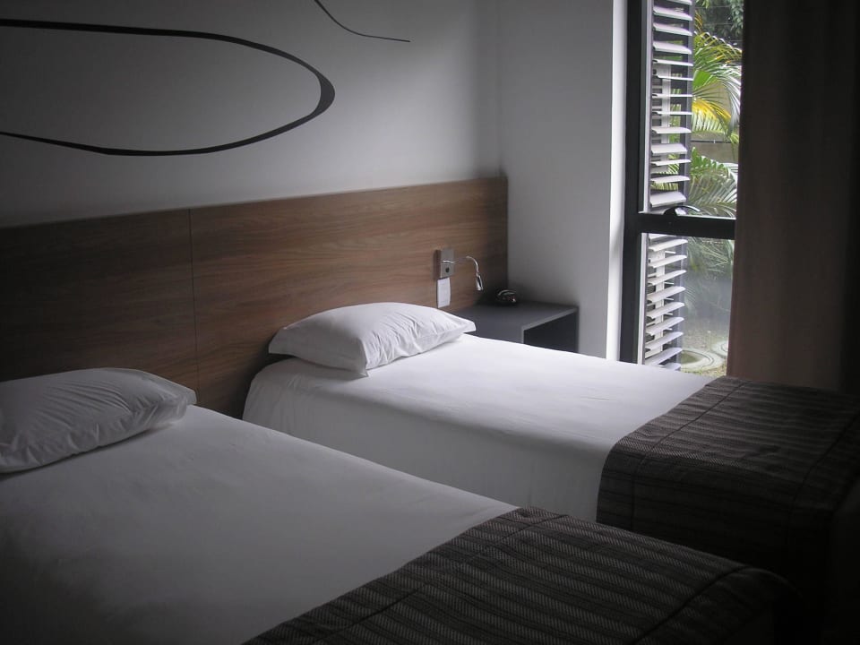 Mit Blick auf Garten Linx Hotel International Airport Galeão