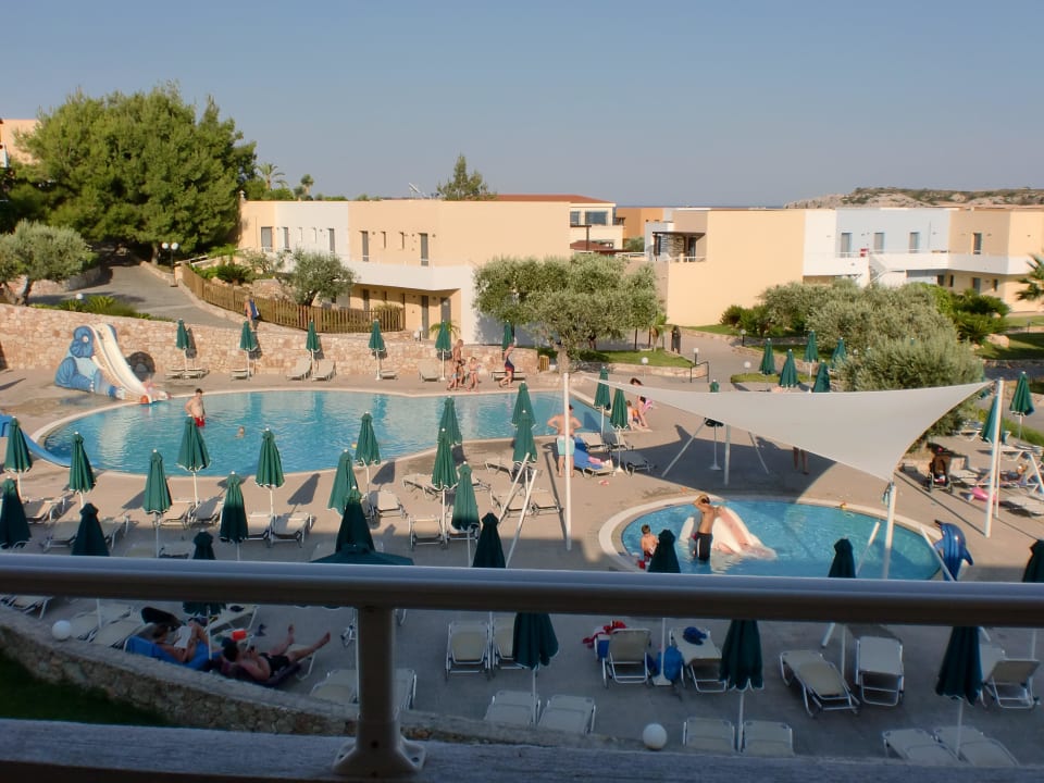 Blick vom Jelly Haus Atlantica Mikri Poli Rhodes