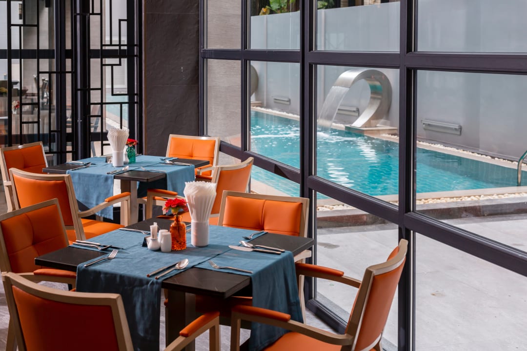 Gastro Woovo Phuket Patong