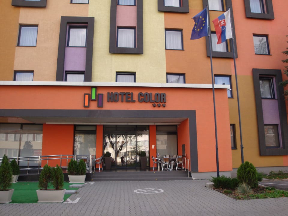 Eingangsbereich Hotel Color