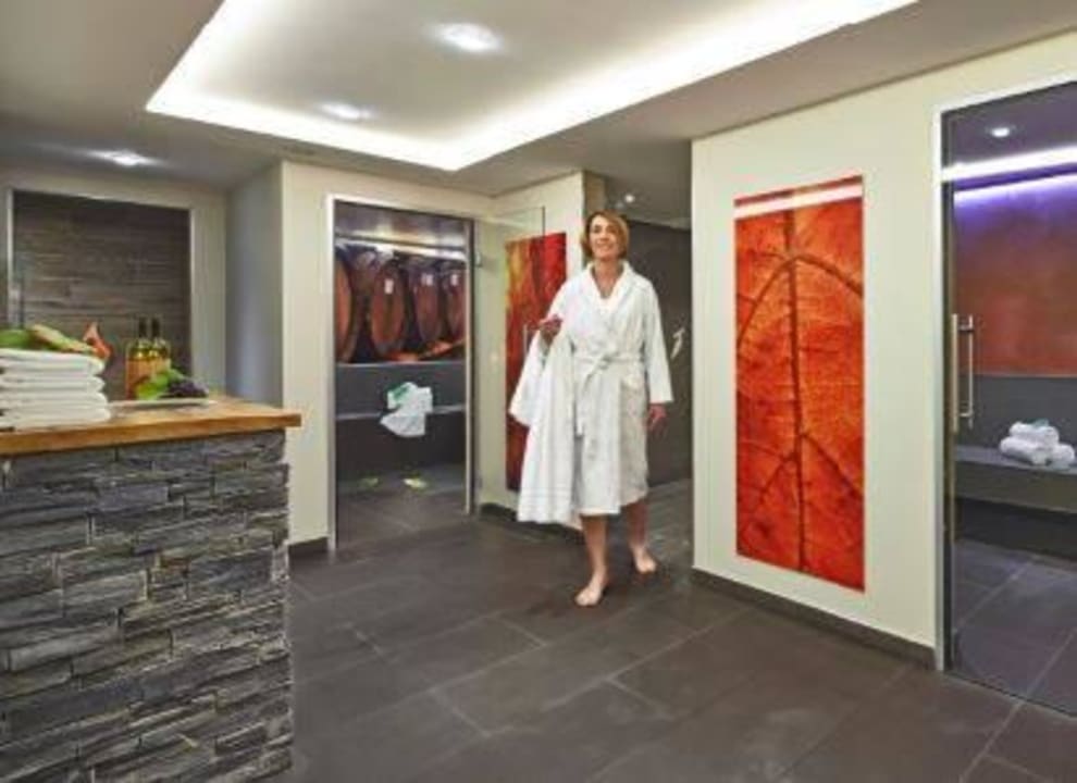 Wellnessanlage Heißer Stein WeinBergHotel Nalbach