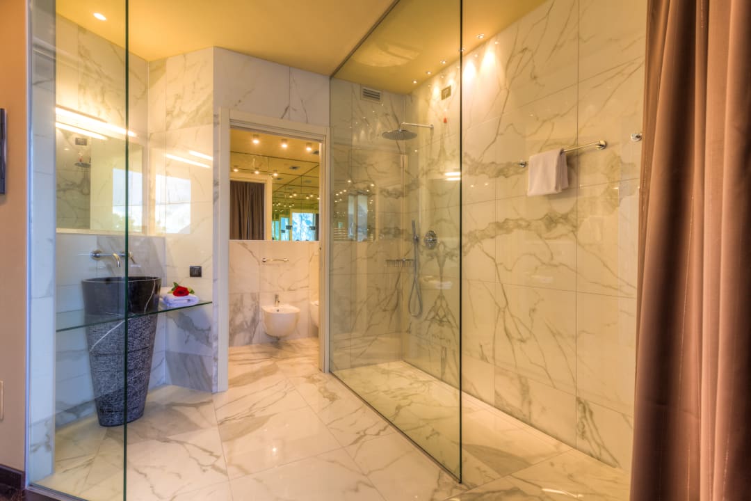 Zimmer Garda Suite Hotel - Tonelli Hotels