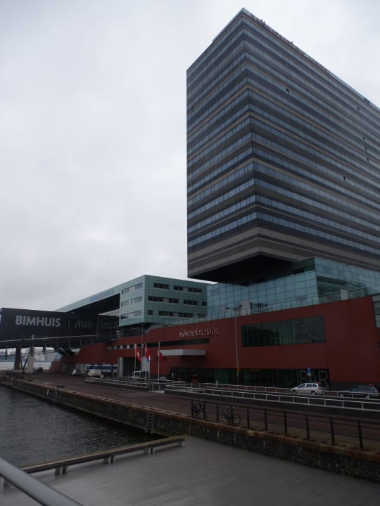 Hotelanfahrt Mövenpick Hotel Amsterdam City Centre