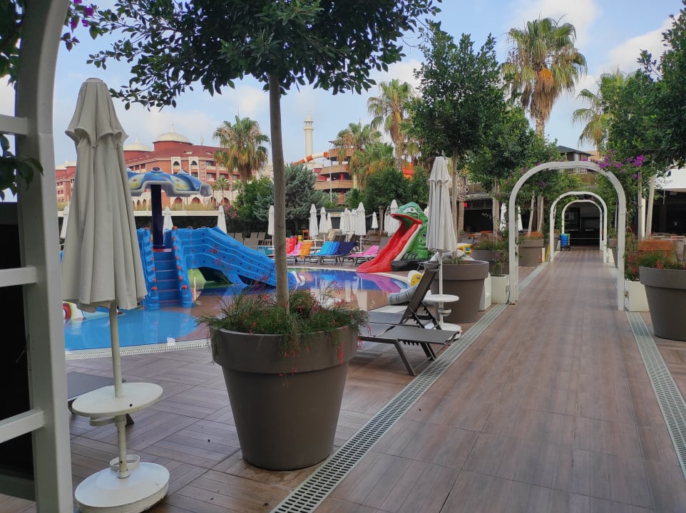 Pool Calimera Hane Garden