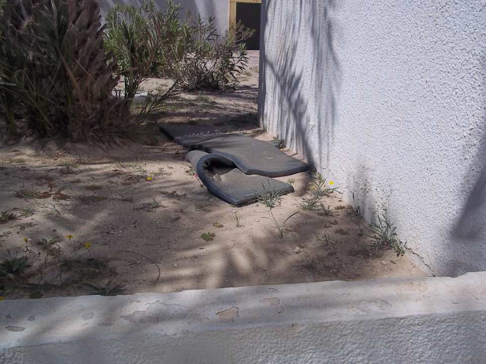 Blick von unserer Terrasse  Alte Auflagen  Hotel El Mouradi Djerba Menzel