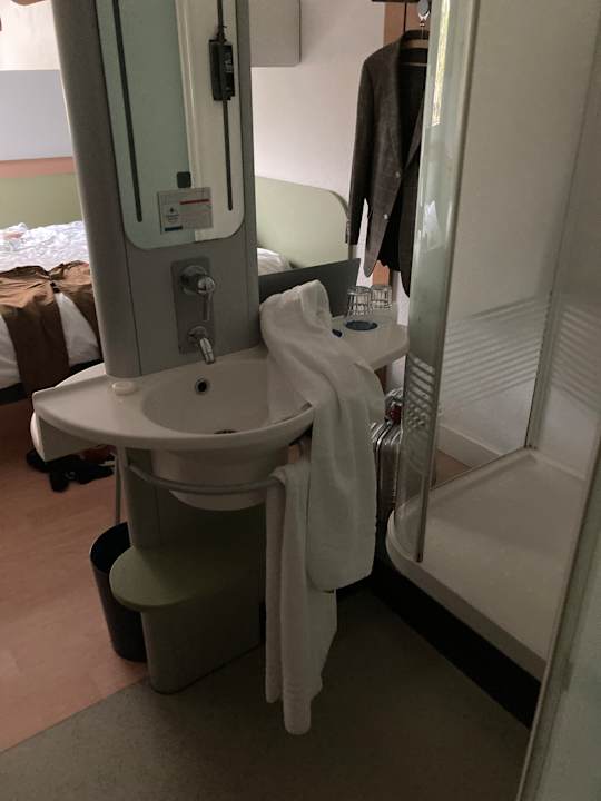 Zimmer ibis budget Köln Messe