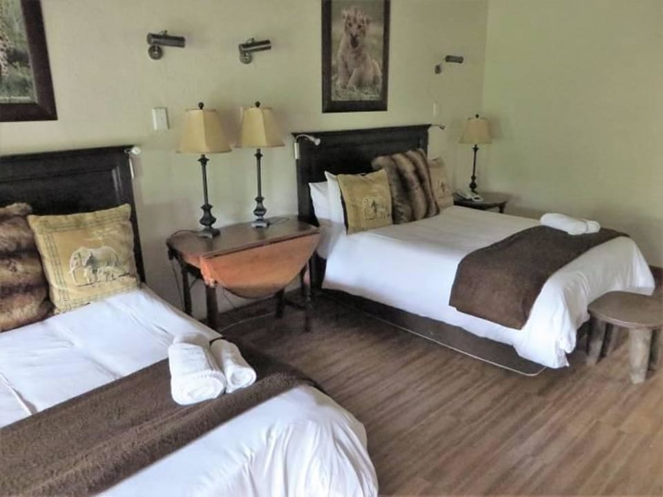 Geräumiges Schlafzimmer Hotel Farm Inn