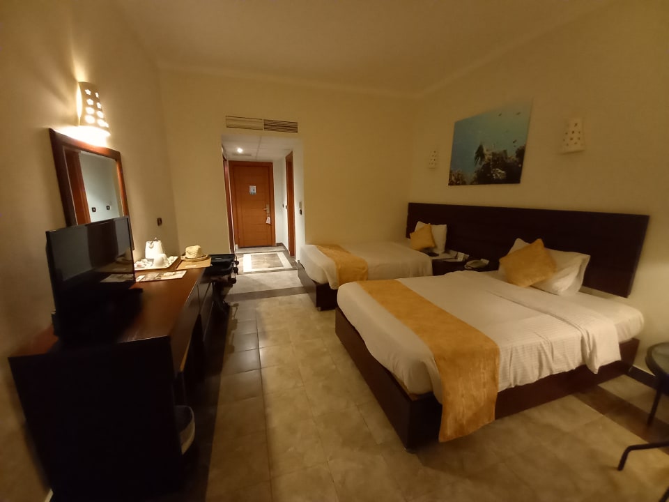 Zimmer Three Corners Equinox Beach Resort