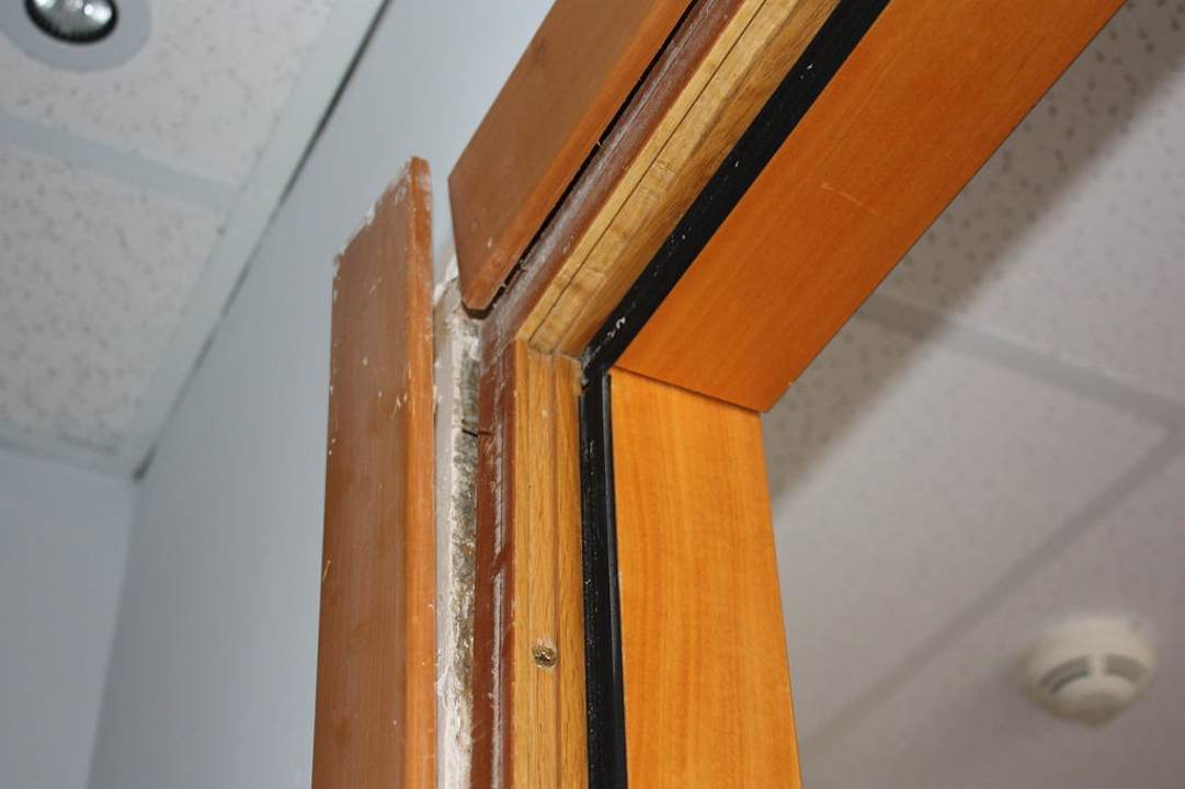 Zimmertürrahmen Fontane Bianche Beach Club