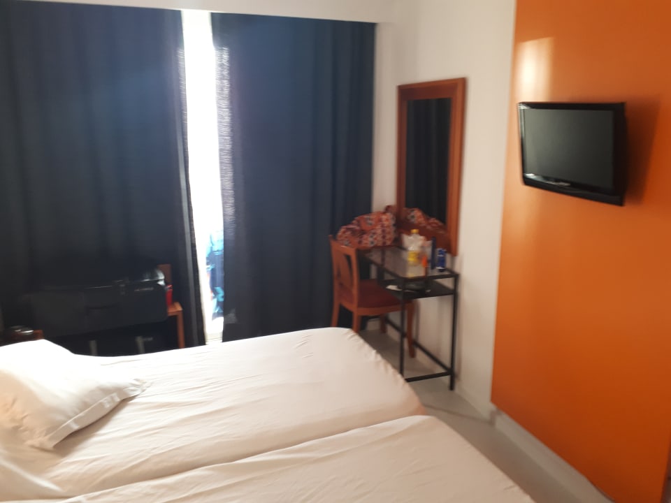 Zimmer Hotel Sant Jordi
