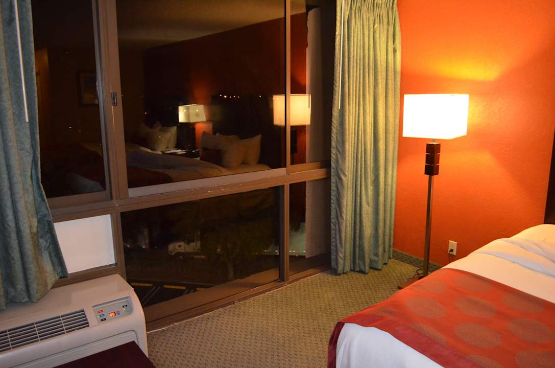 Zimmer Ramada Hotel West Palm Beach