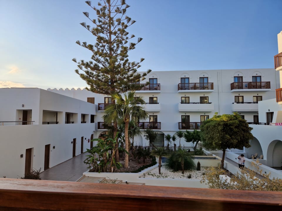 Ausblick TUI BLUE Oceanis Beach and Spa Resort