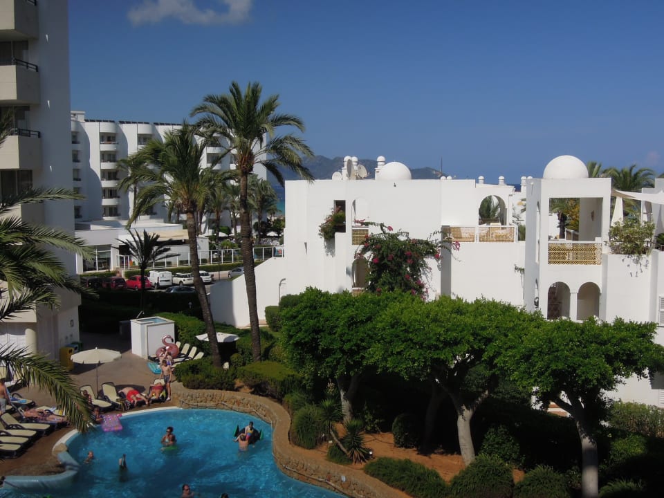 Pool Hipotels Bahia Grande