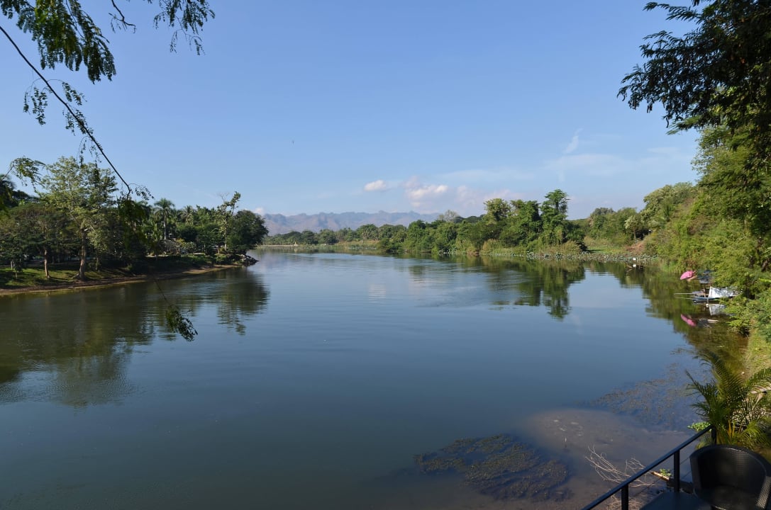 Blick auf den River Kwai U Inchantree Kanchanaburi