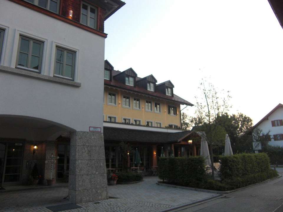 Rechte Seite des Hotels Hotel & Gasthof zur Post