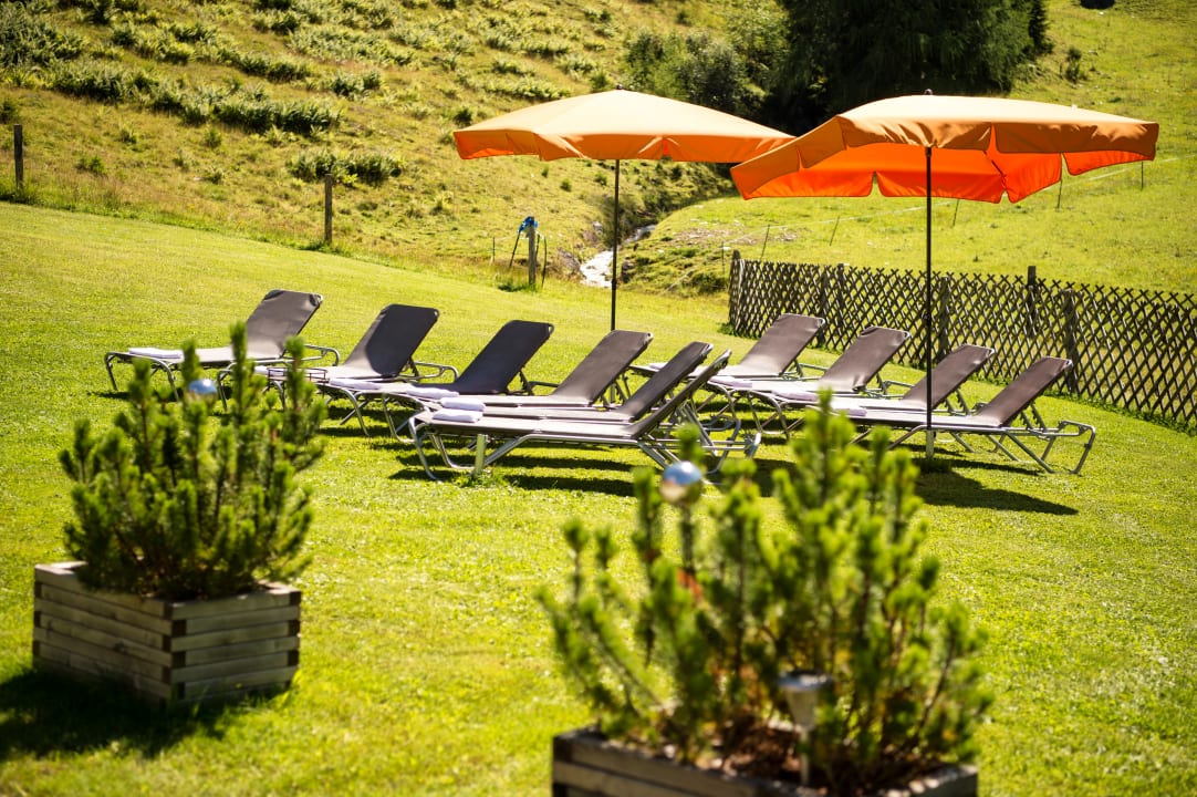 Gartenanlage Hotel Alpenhof