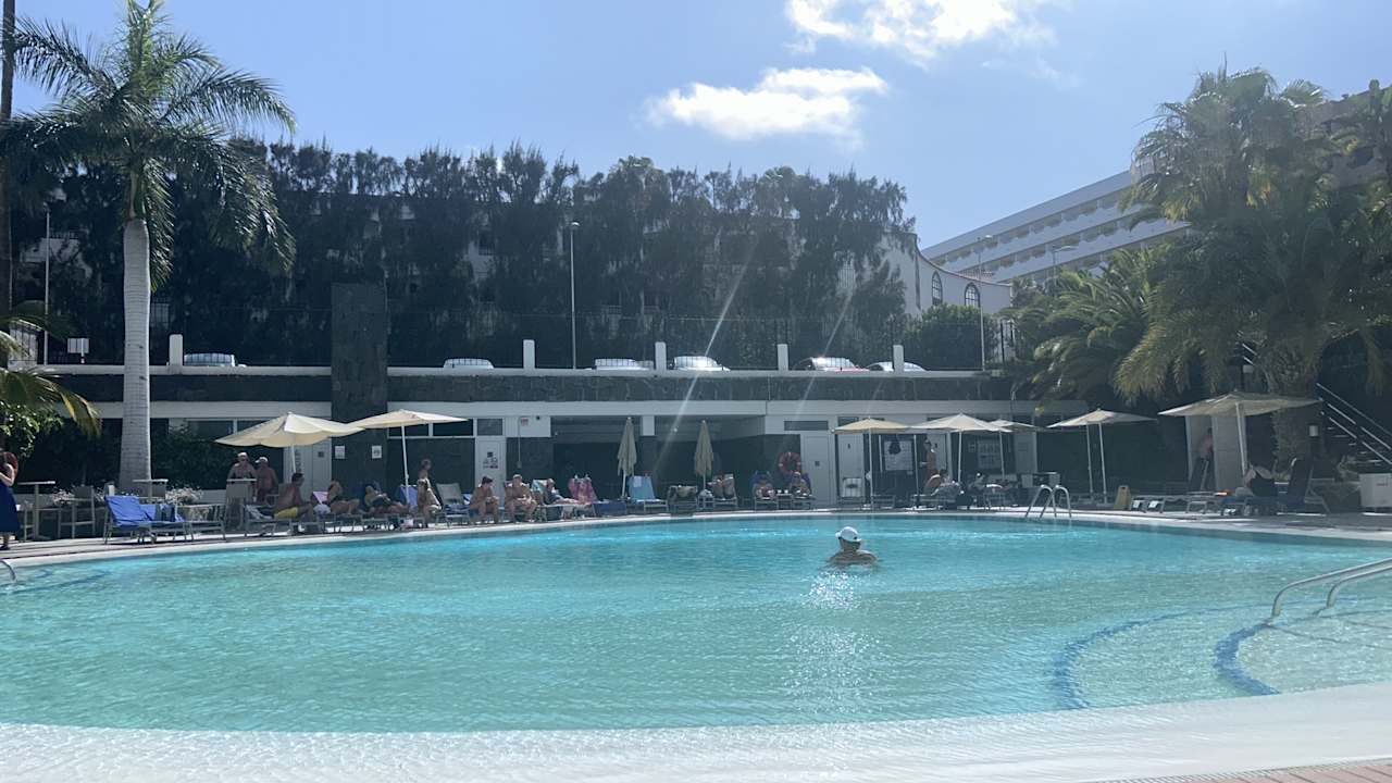 Pool allsun Hotel Lucana