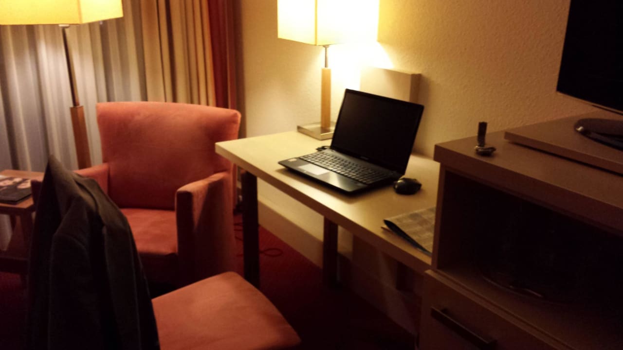 Schreibtisch... Hotel am Kurpark
