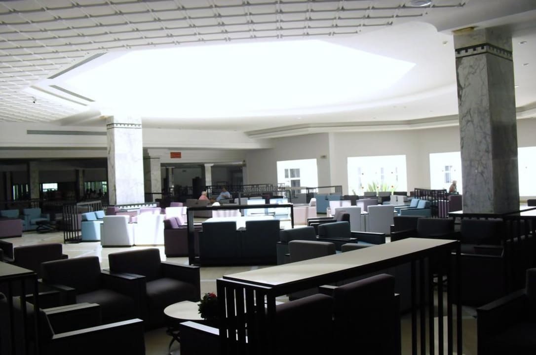 Lobby und Eingang El Mouradi Club Kantaoui