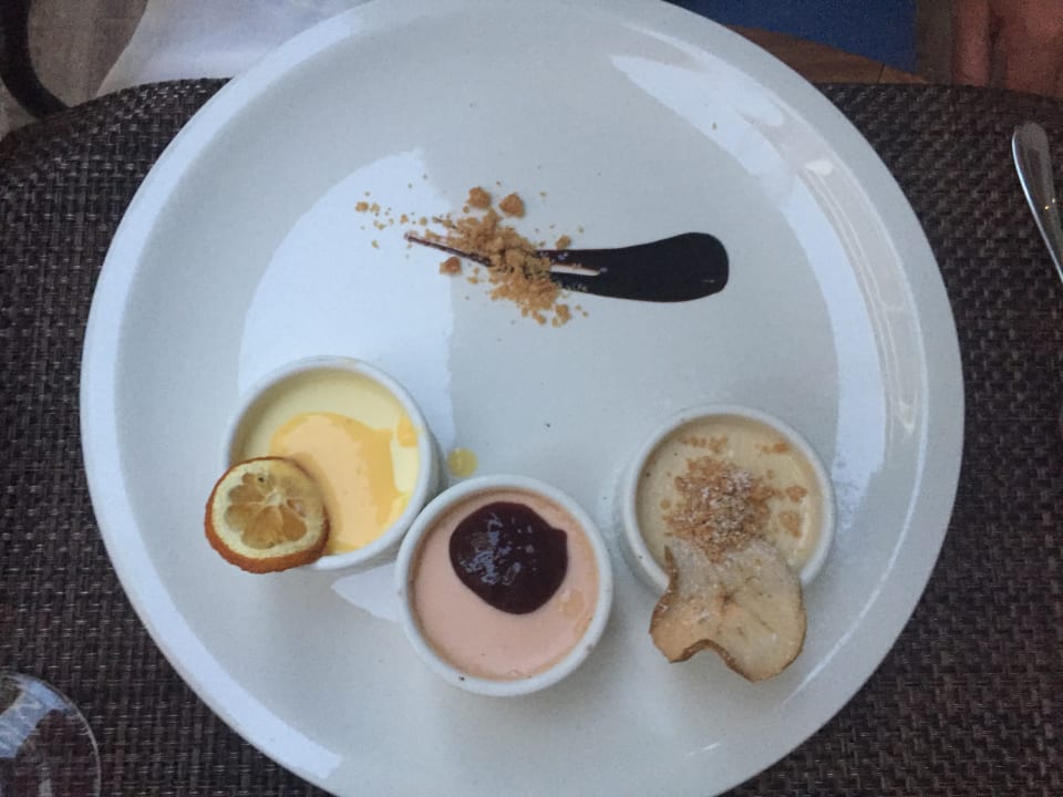 Restaurant Acanthus Cennet Barut Collection