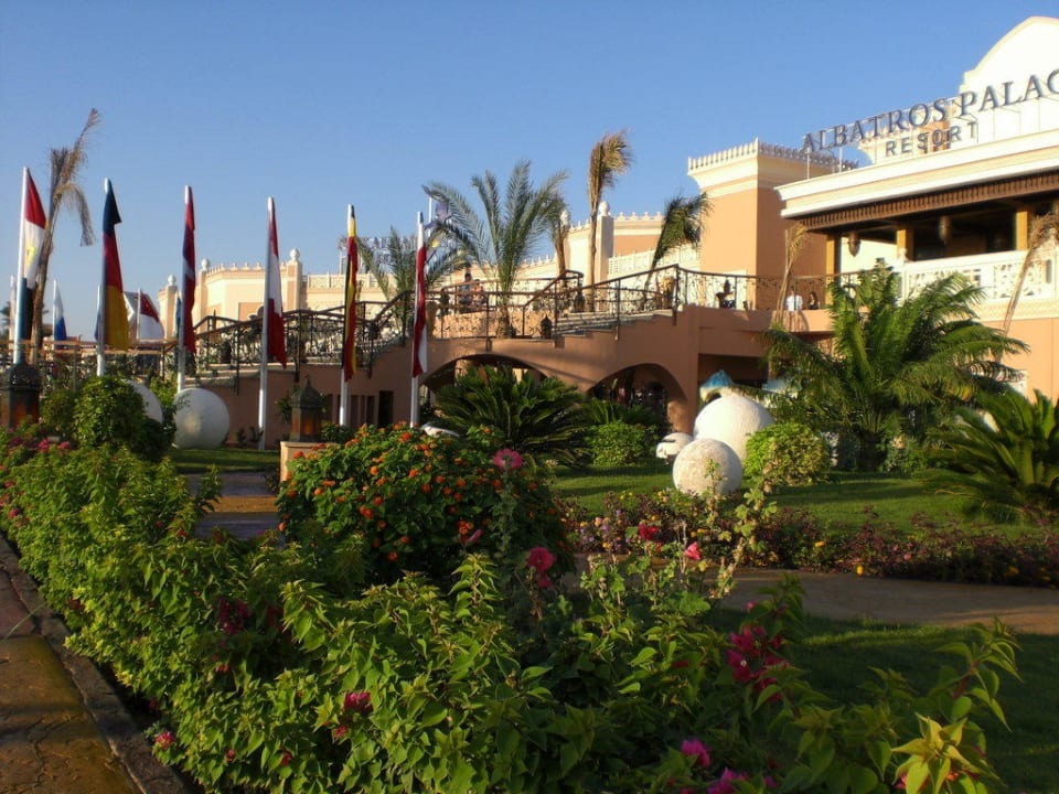 Außenansicht des Hotels 2 Pickalbatros Palace Resort