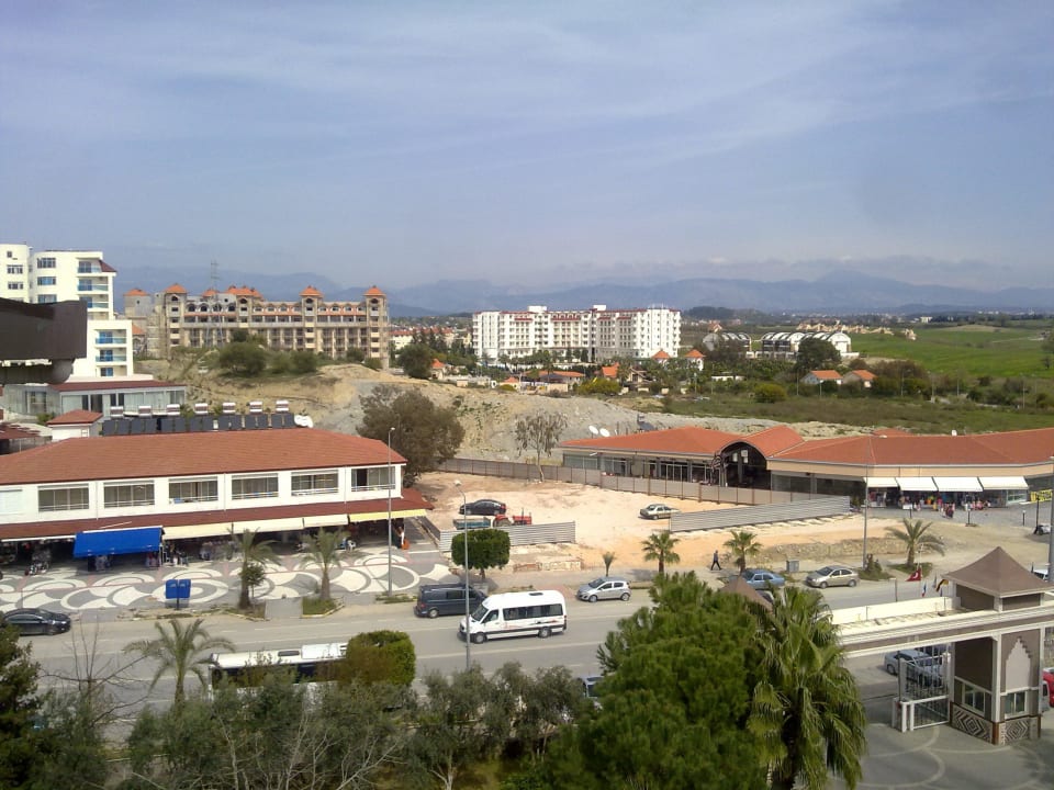 Aussicht aus Zimmer 616 zur Landseite Side Alegria Hotel & Spa - Adults only +16