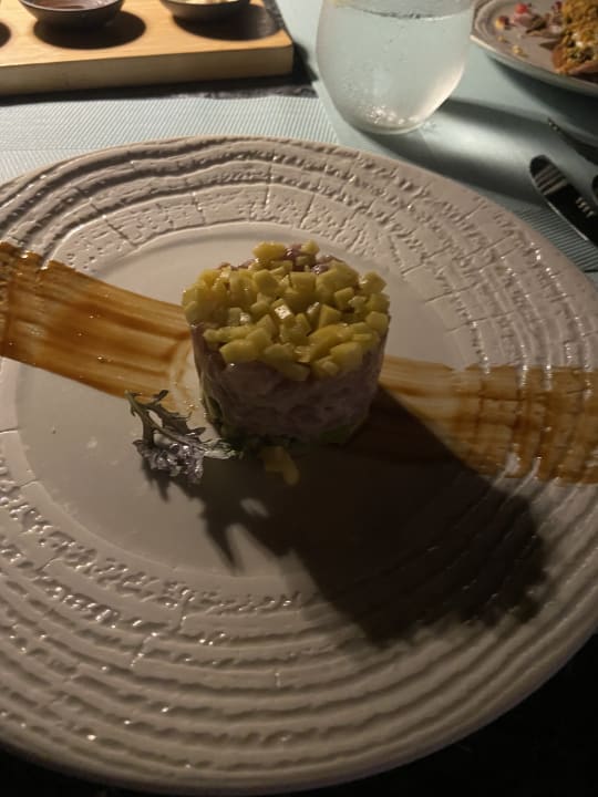 Gastro Outrigger Maldives Maafushivaru Resort