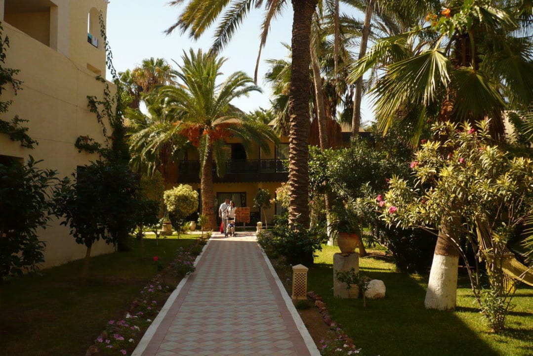 Herrlicher Garten Hotel Paradis Palace