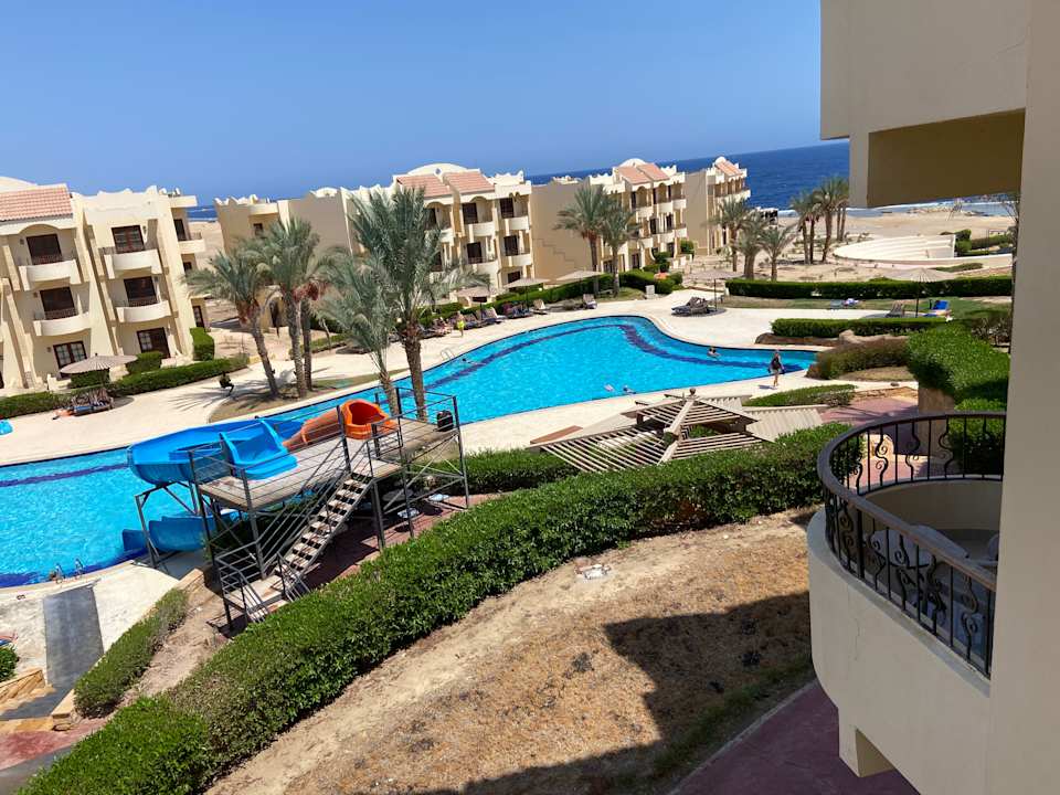 Pool Coral Hills Resorts & SPA