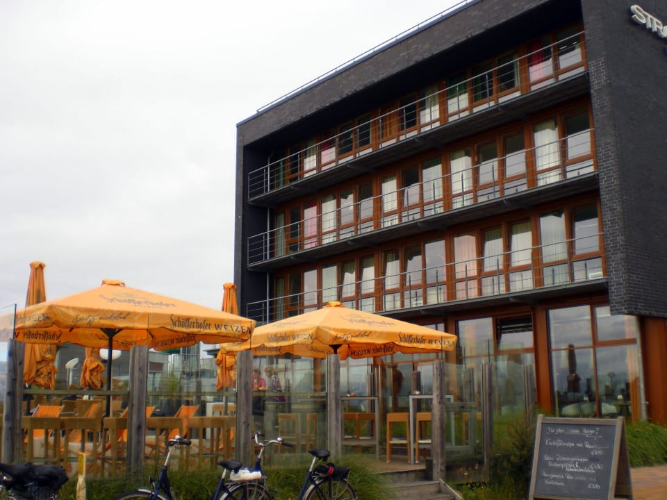 Hotel und Terrasse Strandgut Resort