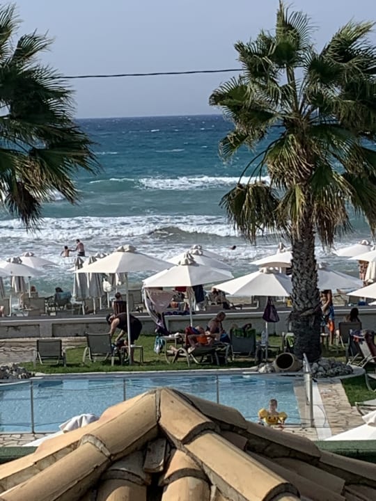 Außenansicht Acharavi Beach Hotel
