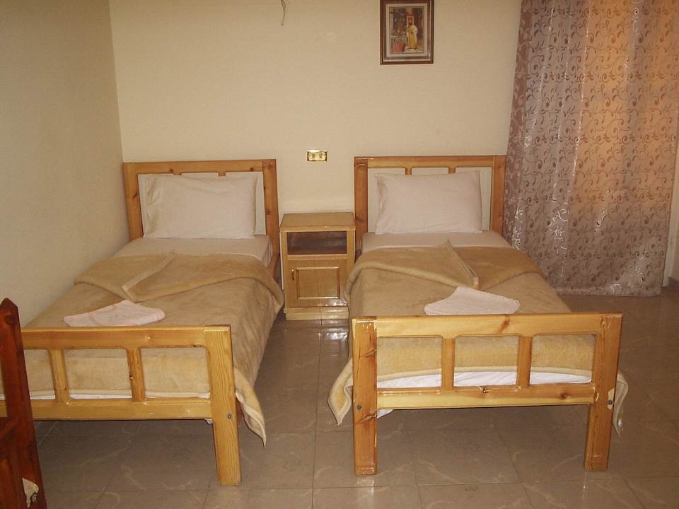 Single Room Hotel Kareem