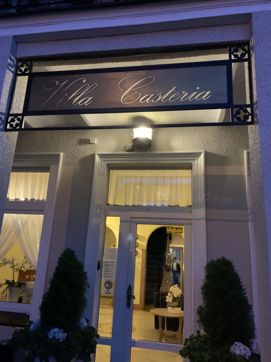 Außenansicht Villa Casteria