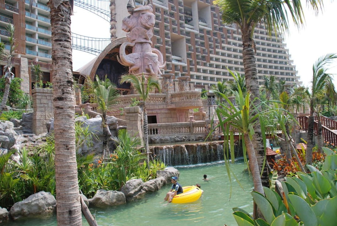 Lazy River Centara Grand Mirage Beach Resort Pattaya