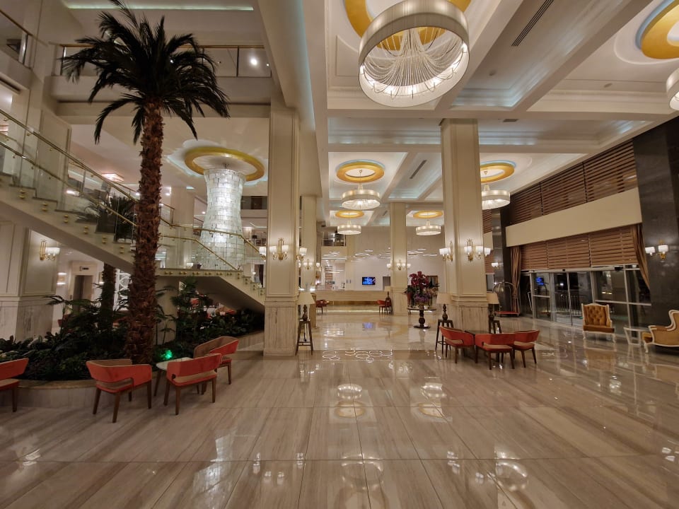 Lobby Hotel Royal Garden Beach