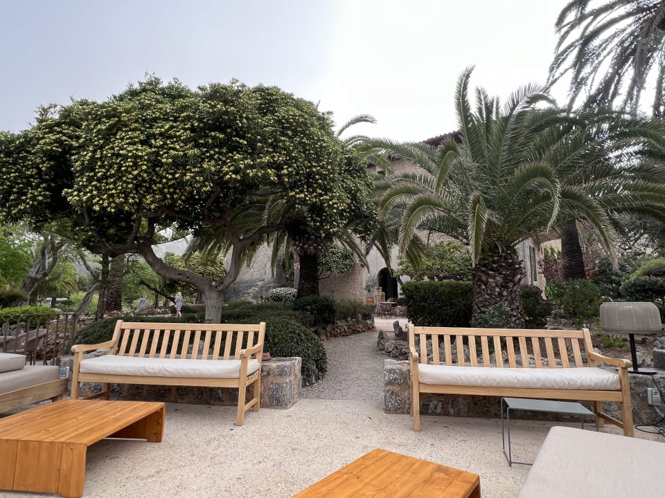 Gartenanlage Hotel Es Port