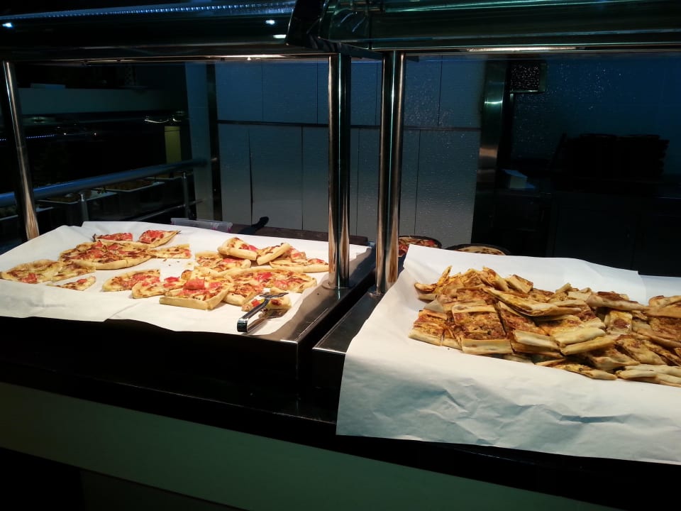 Pizza Grand Seker Hotel