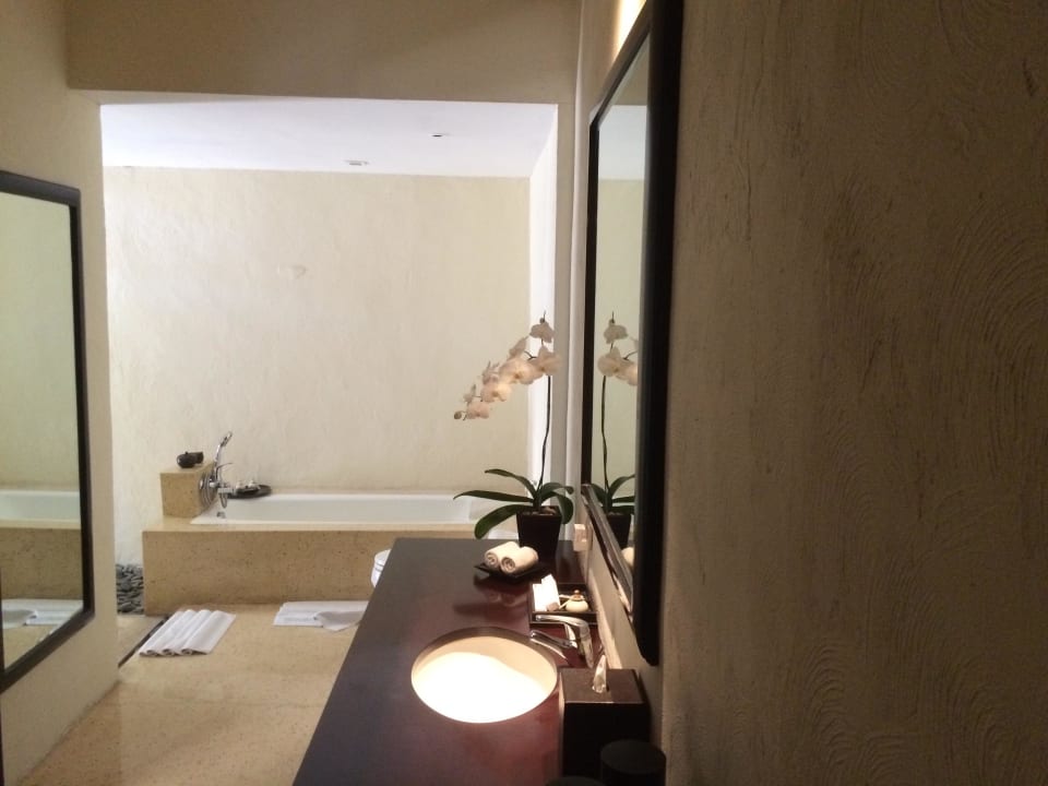 Bad Kayumanis Sanur Private Villa & Spa