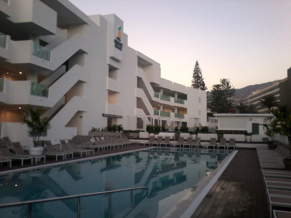 Hotel Atlantic Mirage Außenpool (abends) Atlantic Mirage Suites & Spa - Adults only