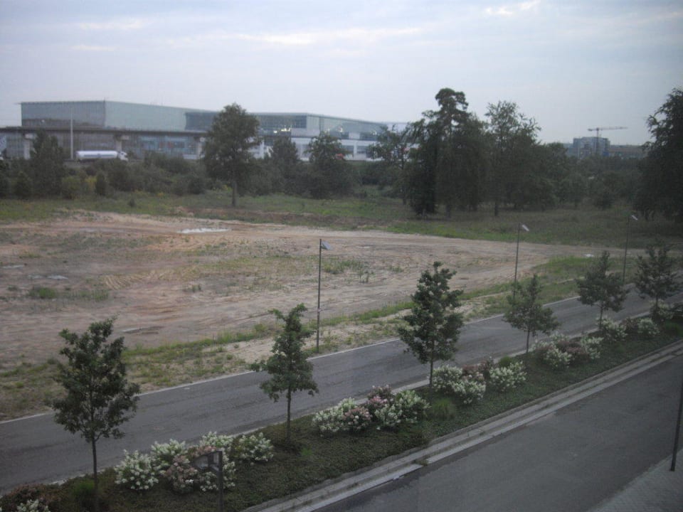 Blick aus dem Fenster Park Inn by Radisson Frankfurt Airport
