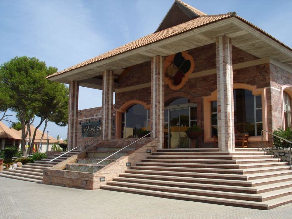 Außenansicht Eingang VIVA Cala Mesquida Suites & Spa 16+