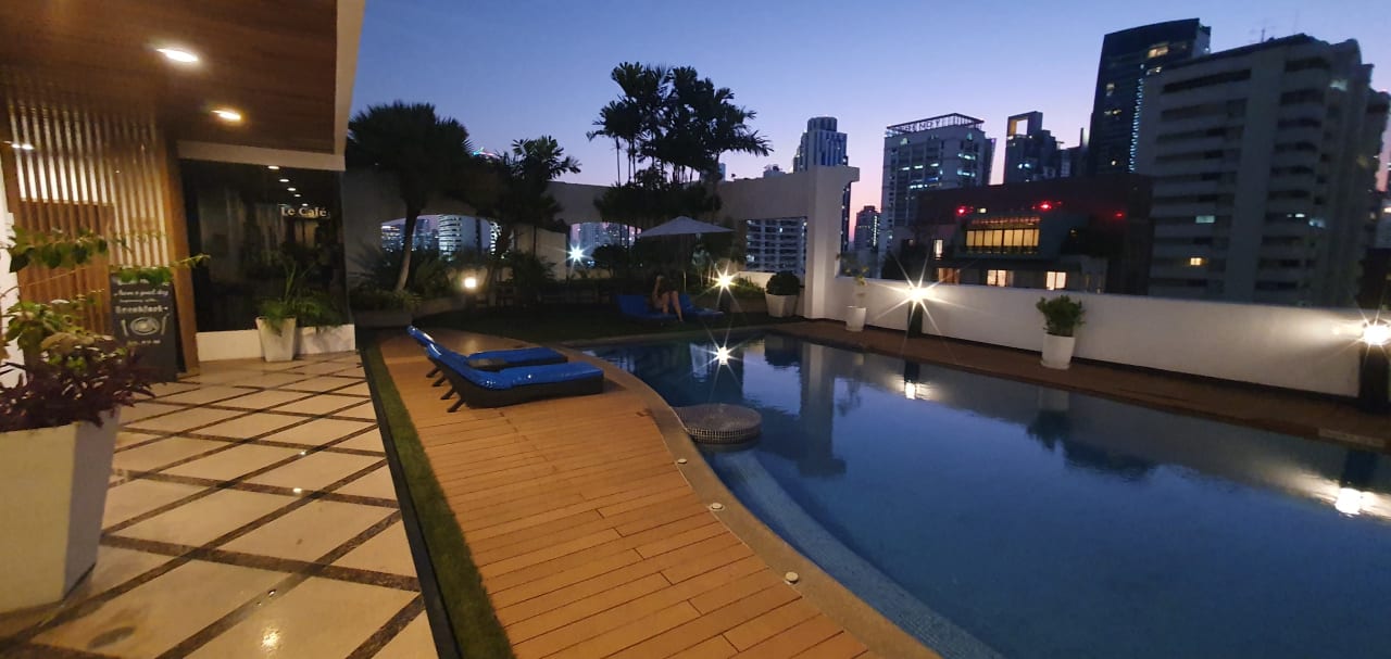 Pool Grand Mercure Bangkok Asoke Residence