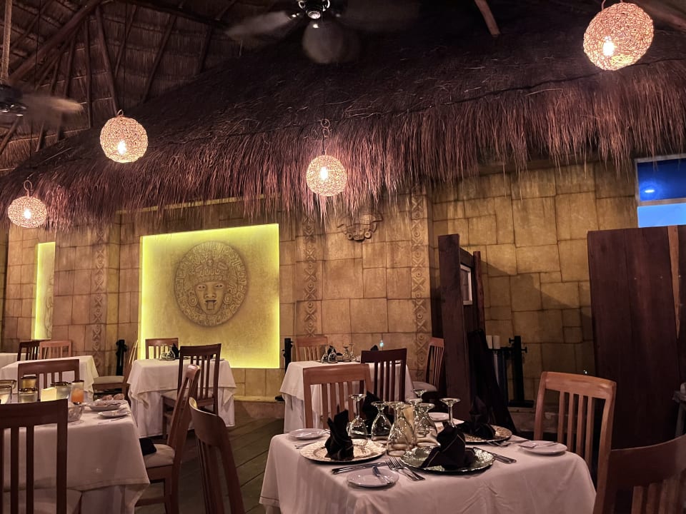 Gastro Viva Azteca by Wyndham - All Inclusive Resort