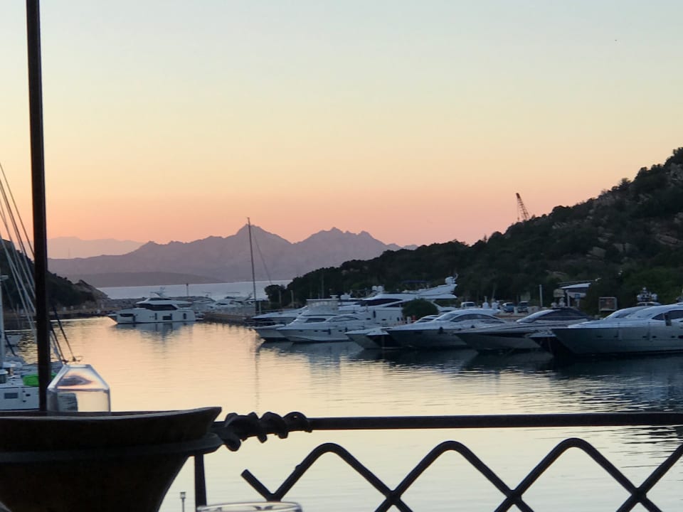 Ausblick Grand Hotel Poltu Quatu