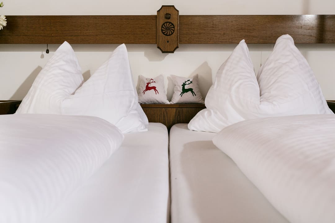 Zimmer Traditionsgasthof Weißbacher