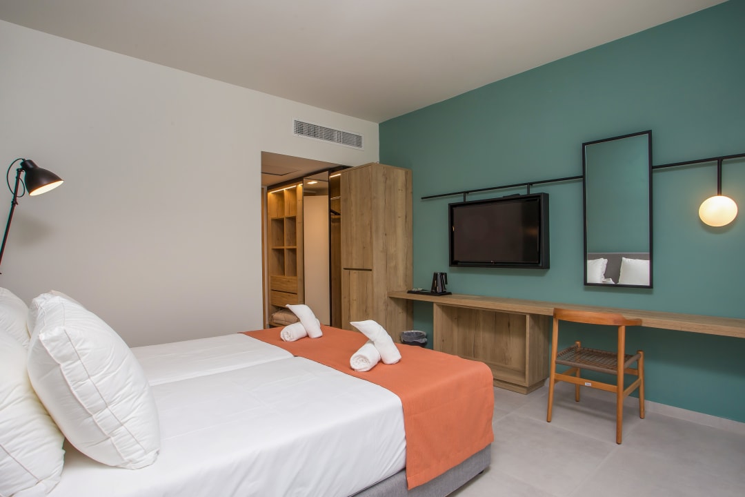 Zimmer Mazoren Art Hotel