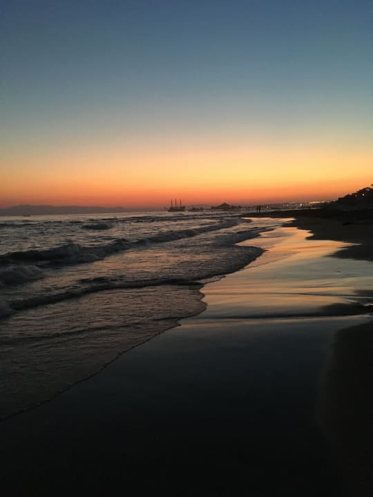 Strand Melas Resort Hotel