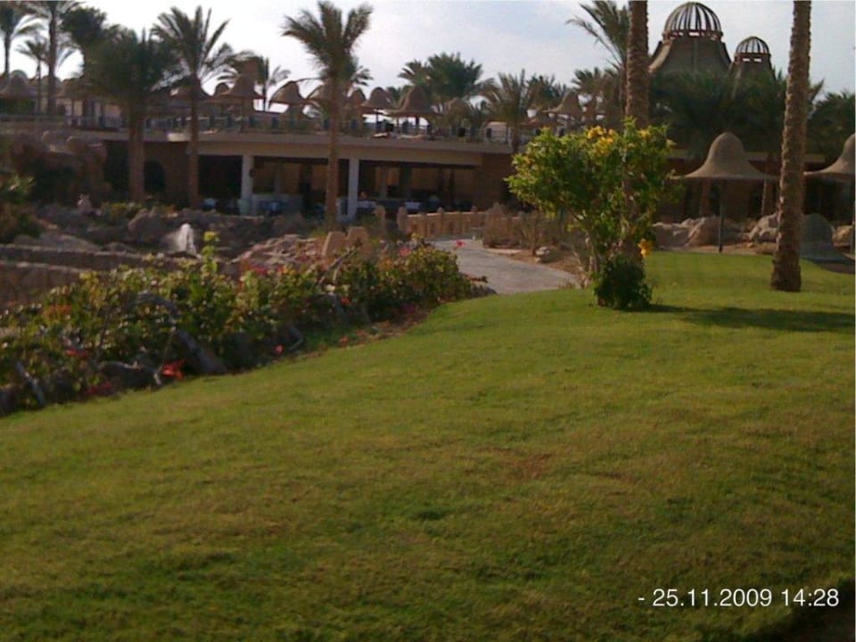 Gartenanlage Parrotel Beach Resort